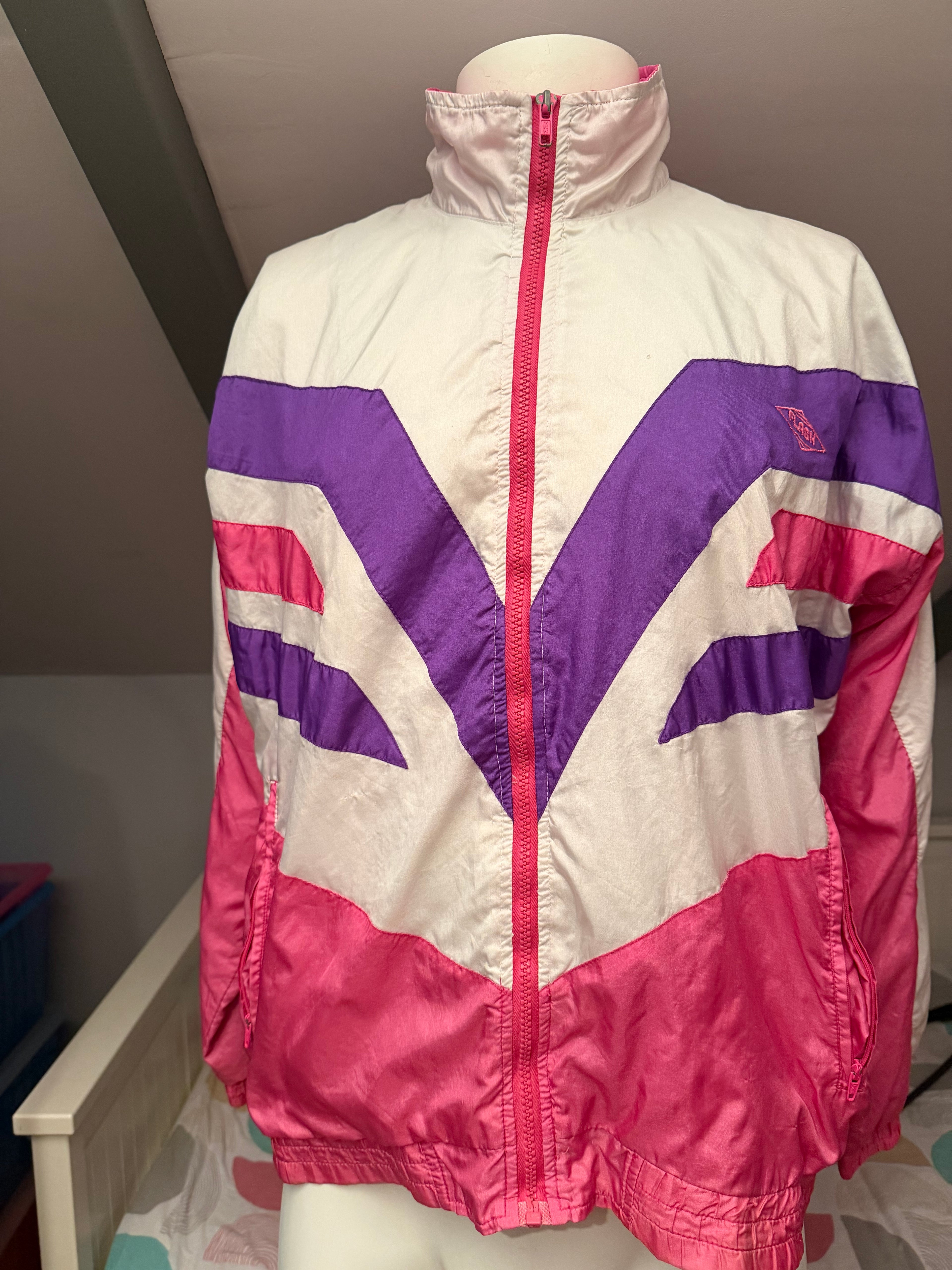 Chaqueta vintage 90s color block rosa blanco morado estilo retro sport