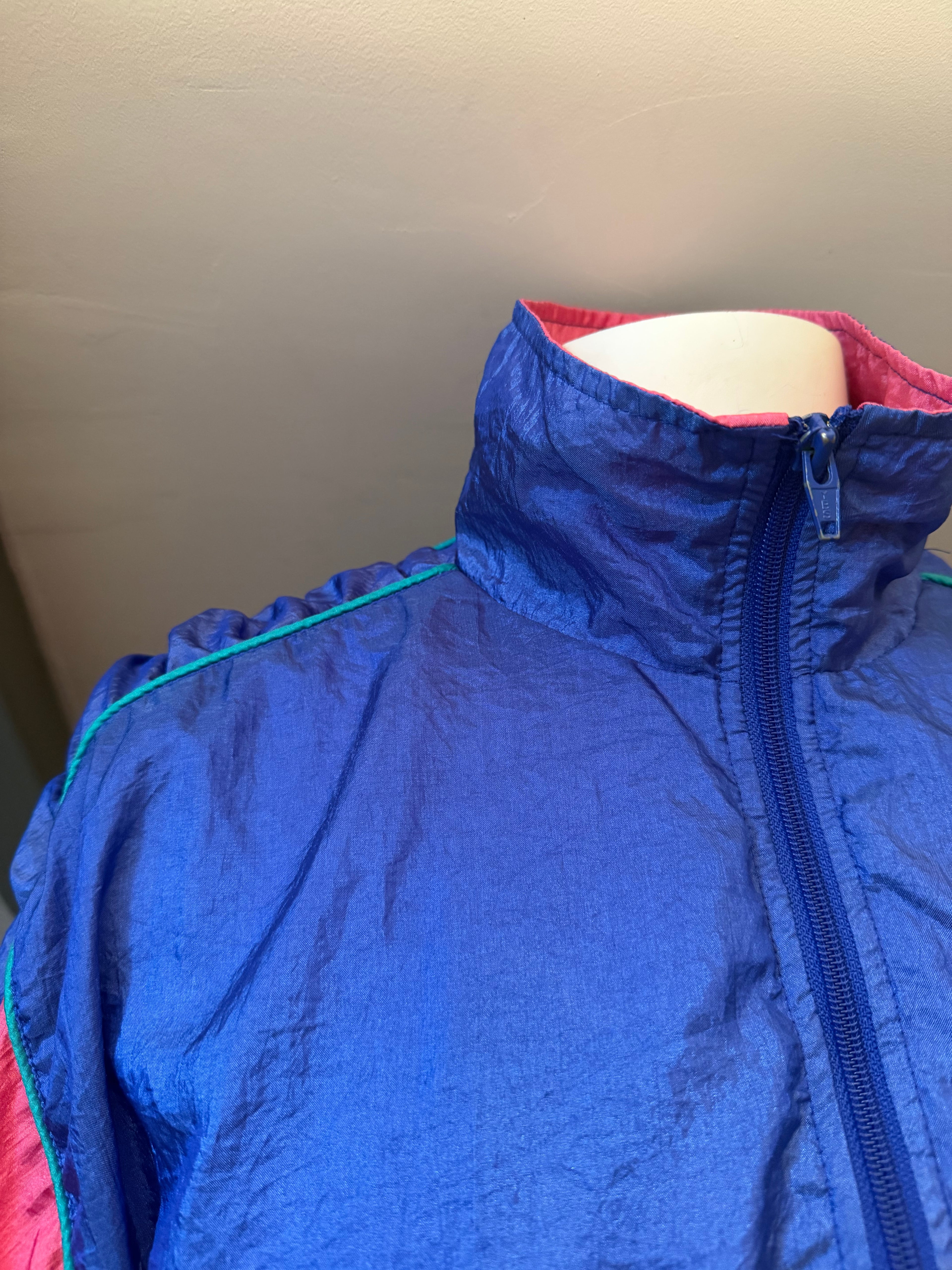 Chaqueta vintage 90s WINTERSET color block azul y rosa estilo retro sport