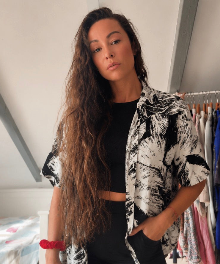Camisa Vintage Oversize Abstract White & Black