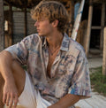 Camisa Vintage 90s Abstract Surfer Oversize