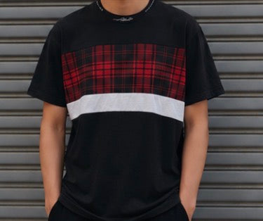 Camiseta negra tartán rojo | Estilo Streetwear | Talla M