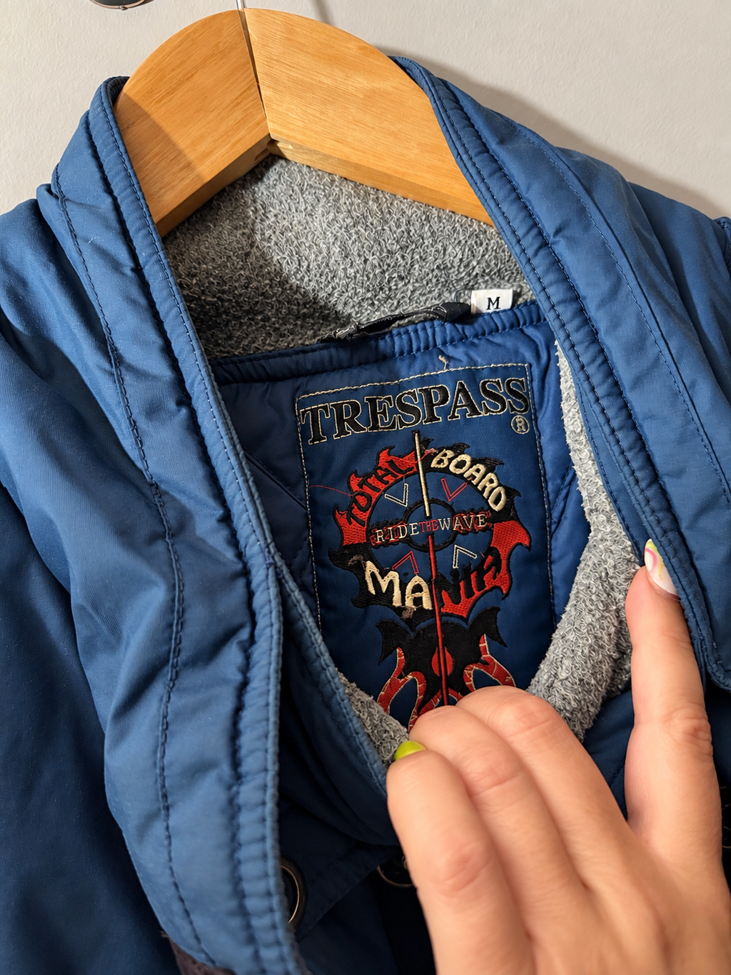 🧥 Chaqueta vintage Trespass azul marino – Talla M