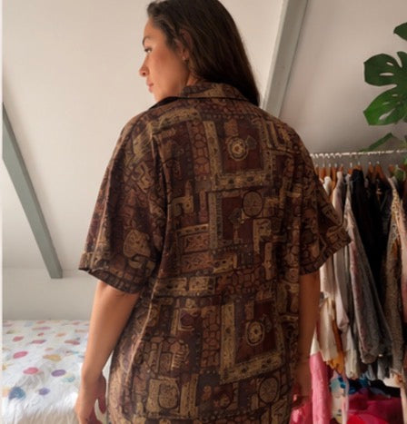 Camisa Vintage Oversize Estampado Geométrico Marrón | Adonay Vintage