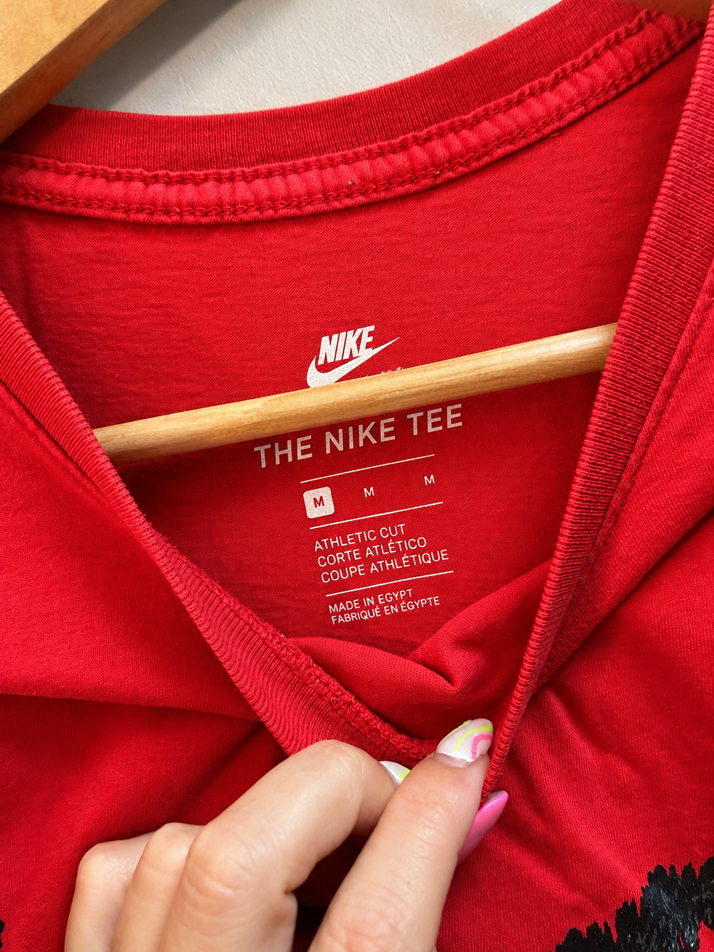 Camiseta Nike The Nike Tee Roja · Talla M