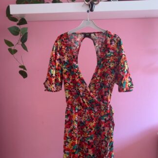 🌸 Vestido estampado de flores – espalda abierta | Talla única 🌸