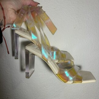 Tacones Holográficos Transparentes — Tira al Tobillo + Tacón Acrílico