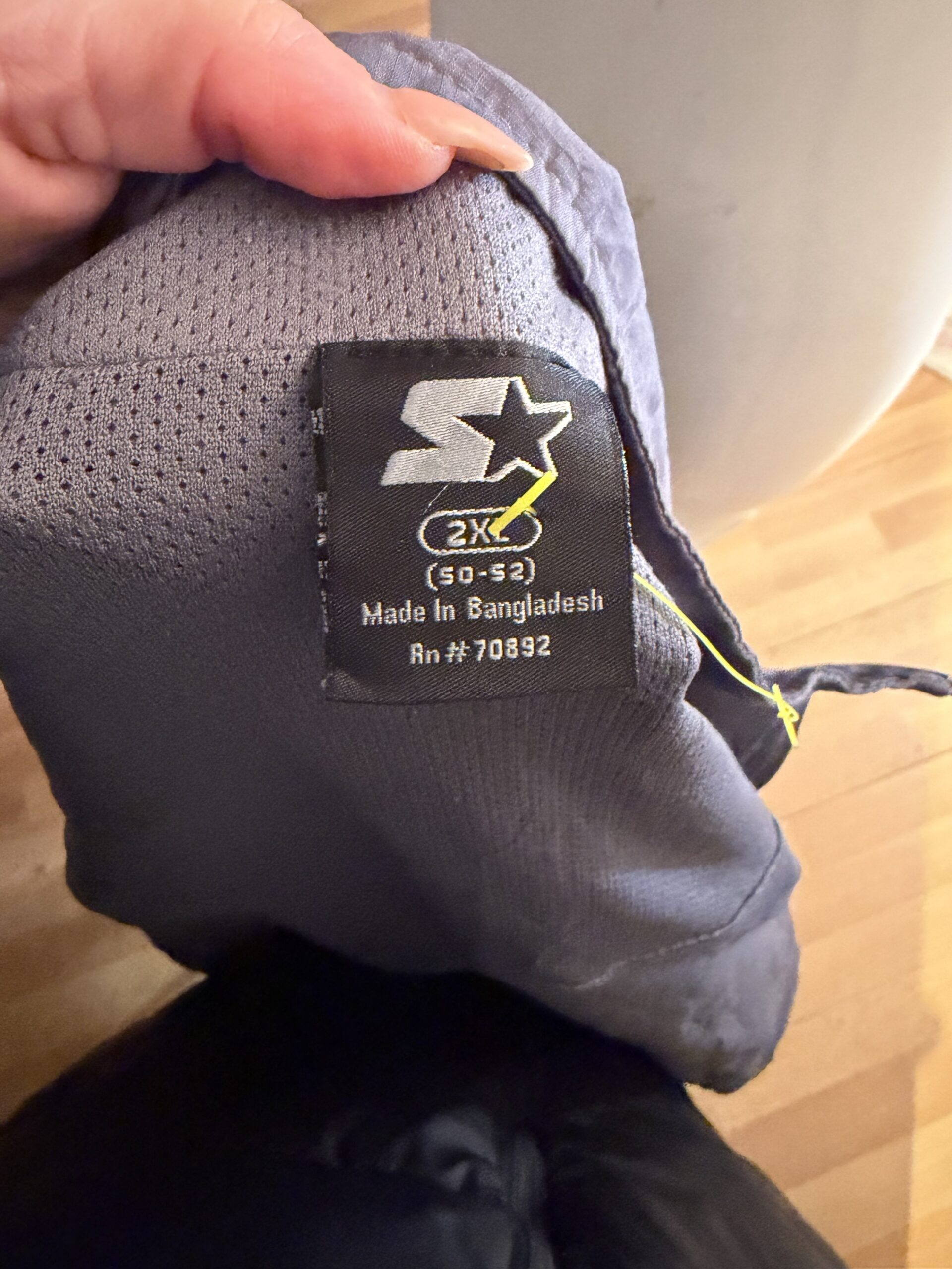 Chaqueta deportiva vintage 90s gris y negra - Imagen 4