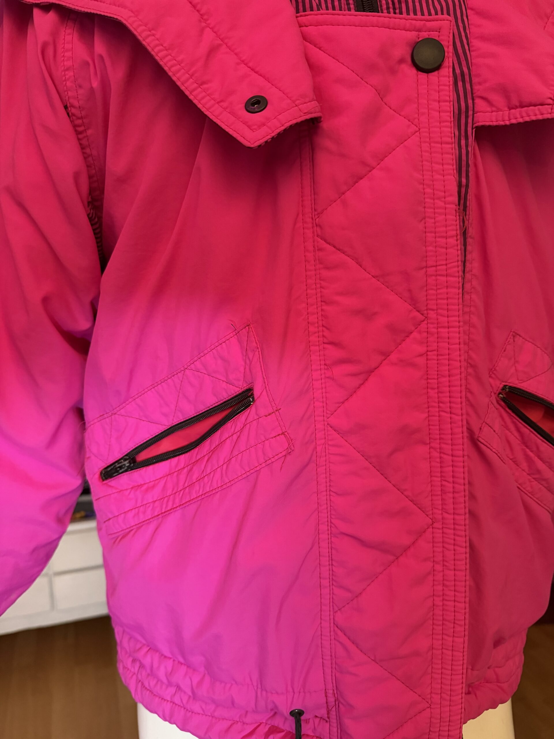 Chaqueta vintage 90s fucsia acolchada oversize - Imagen 3