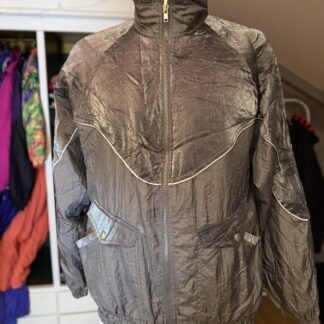 Chaqueta Vintage Icebreaker Nylon Brillante 90s – Color Taupe – Talla M